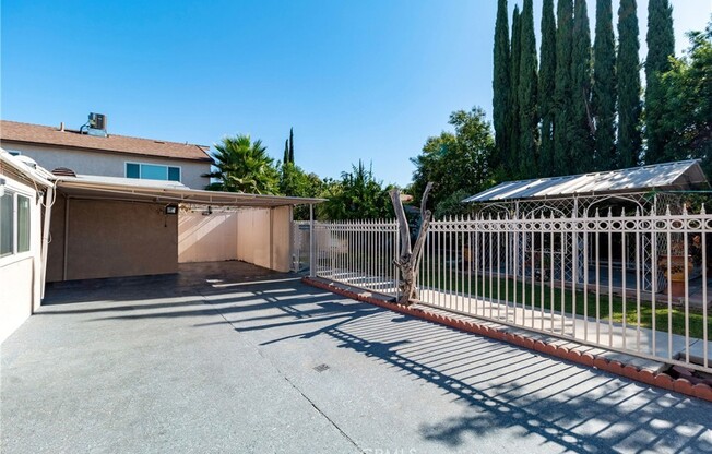 4 beds, 3 baths, 2,784 sqft, $4,495