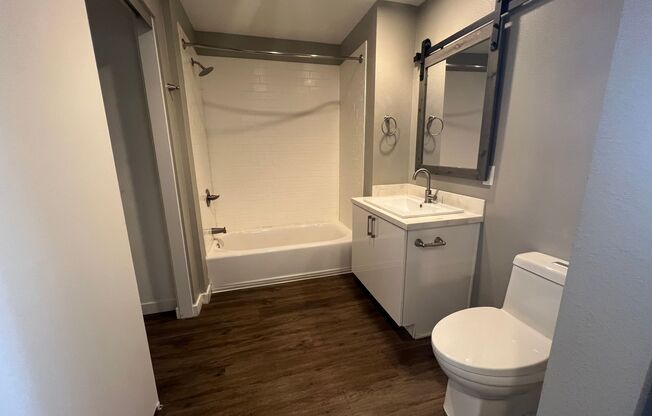 Studio, 1 bath, 313 sqft, $1,895, Unit 435-409