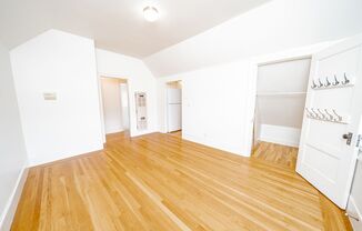 2 beds, 1 bath, $2,350