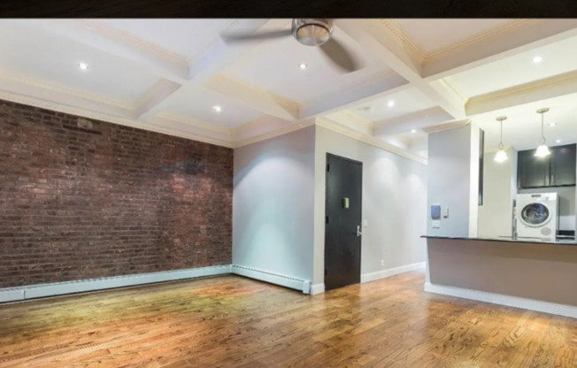 W. 123rd St, 7th ave