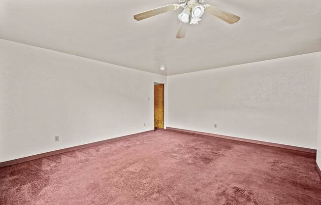 2 beds, 1 bath, 800 sqft, $475, Unit 2117 Brownsville Road Apt #A21