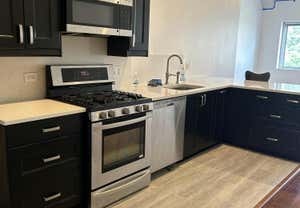 1 bed, 1 bath, 843 sqft, $2,500, Unit 4