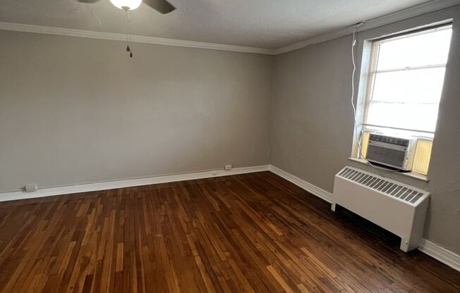 1 bed, 1 bath, 600 sqft, $600, Unit Unit 3