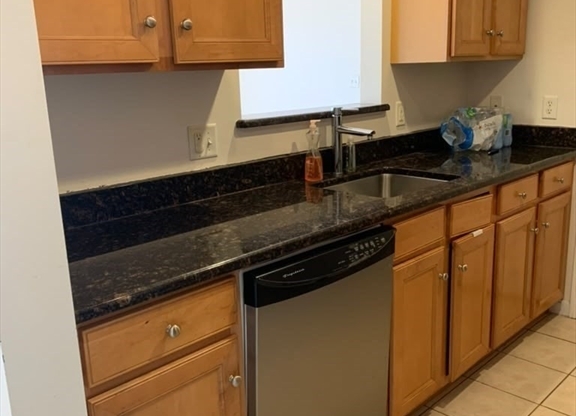2 beds, 2 baths, 1,157 sqft, $3,150, Unit 201