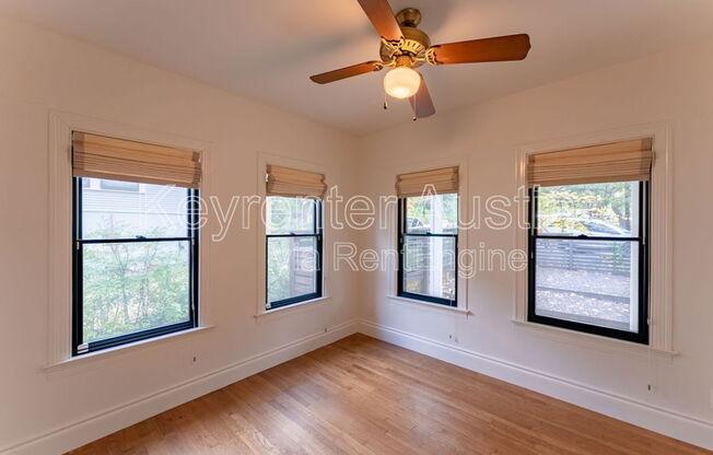 310 LE GRANDE AVE
