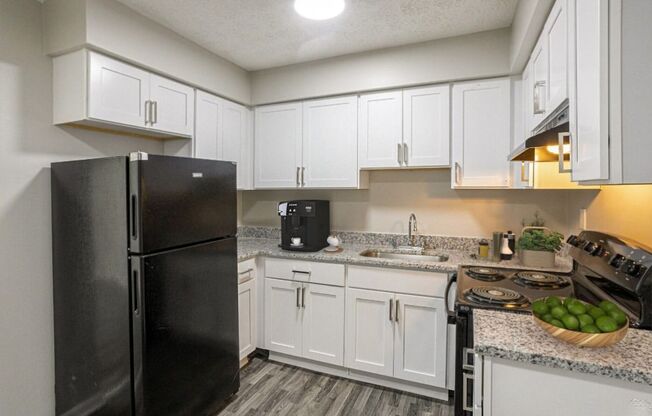 2 beds, 1 bath, 950 sqft, $1,125, Unit 156