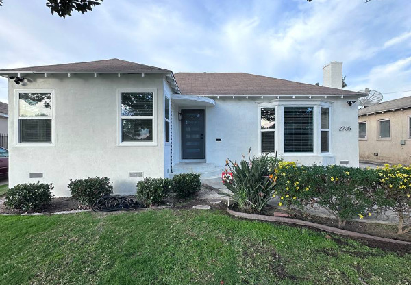 2735 W 94 ST