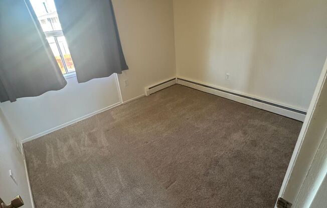 2 beds, 1 bath, 845 sqft, $1,675, Unit 5095