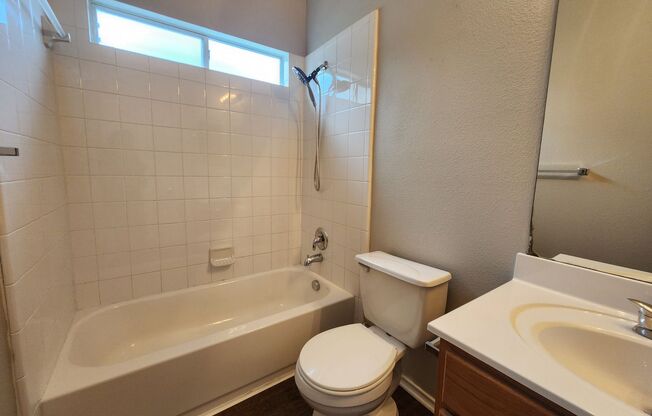 3 beds, 2 baths, $1,695