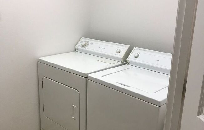 2 beds, 2 baths, 1,050 sqft, $1,550, Unit C-04