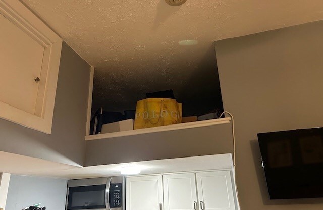 1 bed, 1 bath, 275 sqft, $2,300, Unit LB