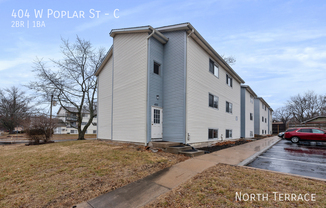 404 W Poplar