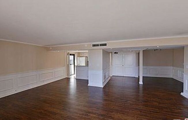 2 beds, 2 baths, 1,340 sqft, $4,695, Unit 1203