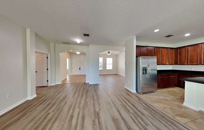 2340 PARKSIDE MDW DR