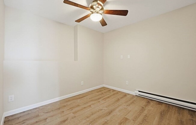 3 beds, 2.5 baths, 2,490 sqft, $3,700, Unit 22