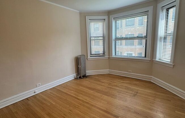 3 beds, 2 baths, 1,235 sqft, $2,595, Unit 617-1A