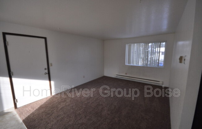 1 bed, 1 bath, 641 sqft, $1,095