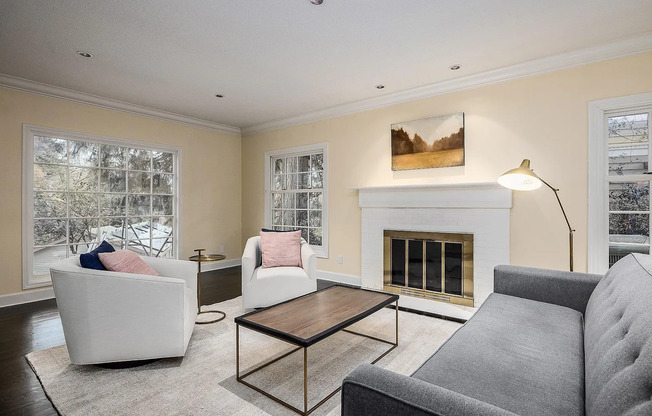 Experience the Charm of a Portland Heights home!