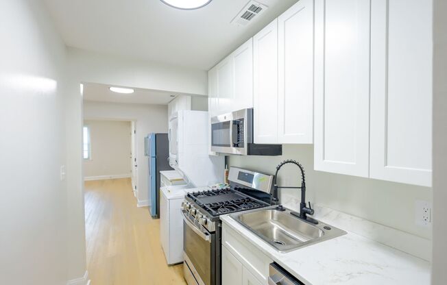 Charming 3 BR/1 BA Apartment in Trinidad!