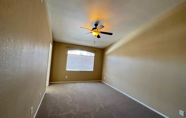 2 beds, 2 baths, $1,300, Unit # 2070