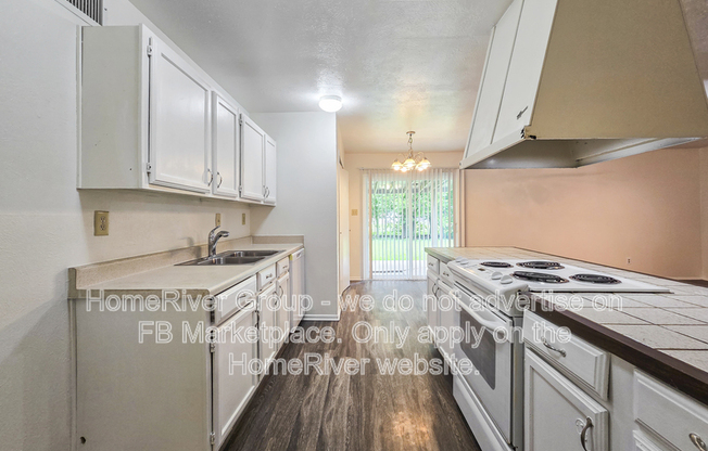 1709 CLARK TRL