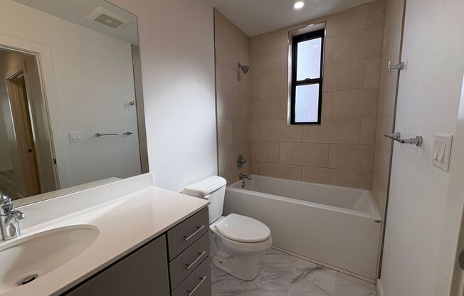2 beds, 2 baths, 919 sqft, $2,650, Unit 309
