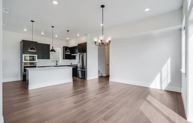 Beautiful New Build 4 Bed, 3 Bath Rental Home in River Terrace Tigard!