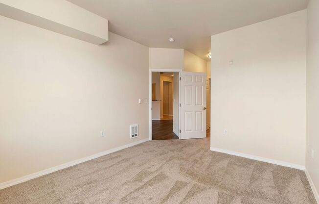 2 beds, 2 baths, 1,141 sqft, $2,545, Unit 407