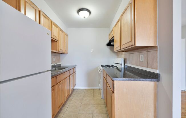 Majestic Court Apartments