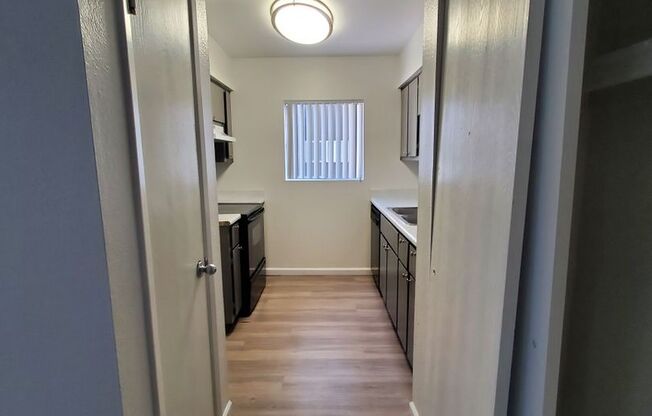 1 bed, 1 bath, 580 sqft, $1,150, Unit 226