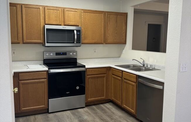 2 beds, 1 bath, $1,695