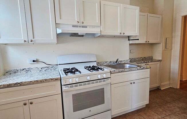 1 bed, 1 bath, 550 sqft, $1,500, Unit 714