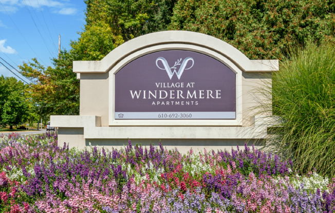 2 beds, 1 bath, 1,056 sqft, $2,084, Unit 13-104