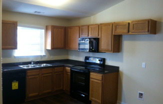 3 beds, 2 baths, $1,895