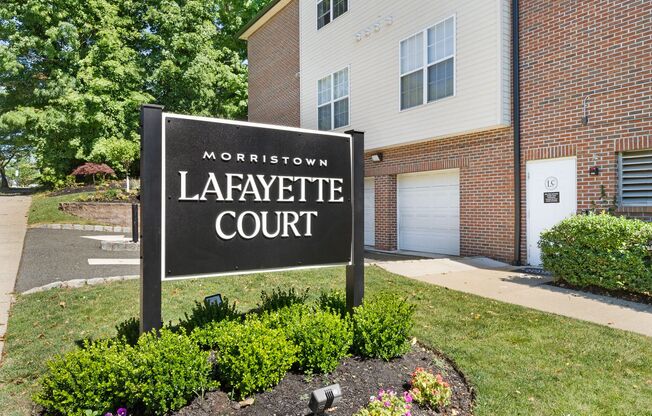 LAFAYETTE COURT L.L.C.