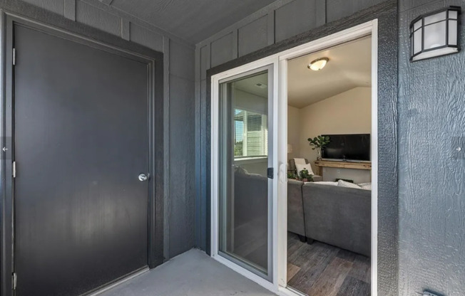 2 beds, 2 baths, 1,015 sqft, $1,450, Unit 11715- F202