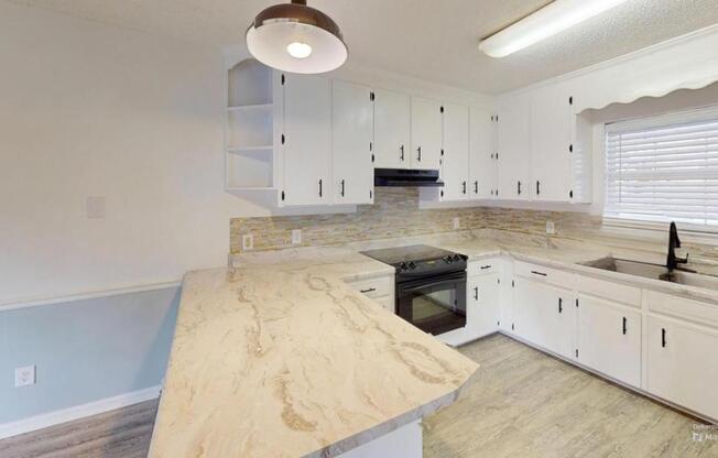 3 beds, 2 baths, 2,043 sqft, $1,700