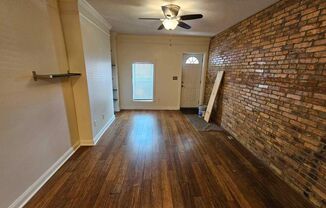 3 beds, 1 bath, $1,550