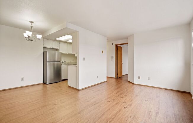 1 bed, 1 bath, 609 sqft, $1,475, Unit 402