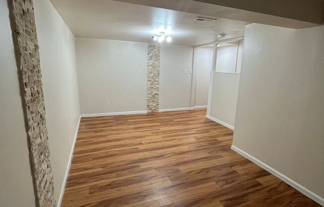 3 beds, 2 baths, $2,495