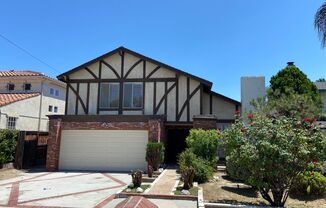 Winnetka - Charming & Spacious Two Story, 4 Bed, 2.5 Bath House with a Private Yard