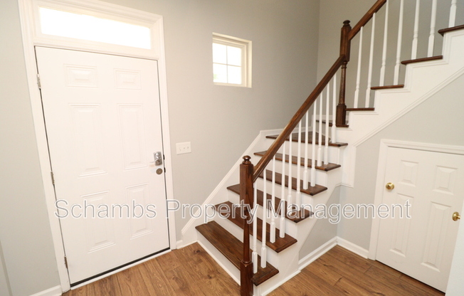 1102 SILKY DOGWOOD TRL