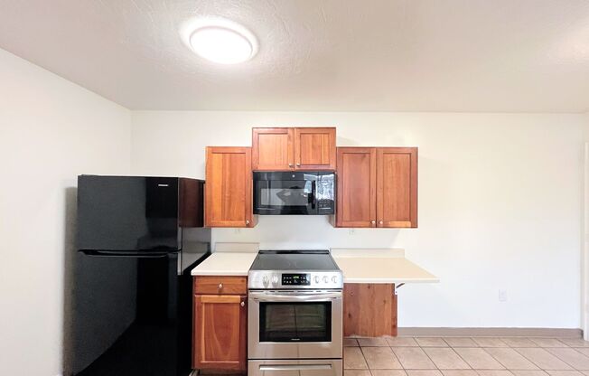 3 beds, 2 baths, 1,250 sqft, $1,450, Unit A103