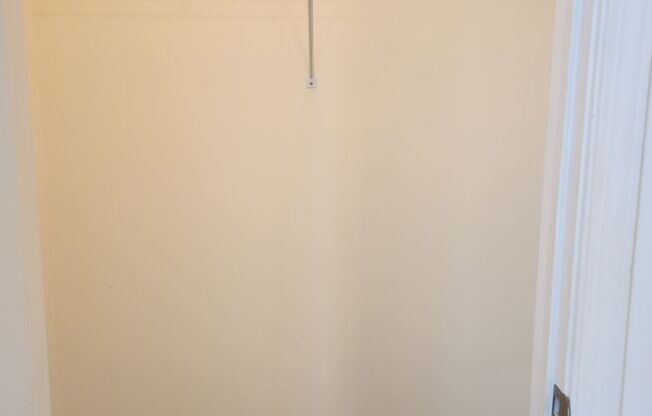 2 beds, 2.5 baths, 1,316 sqft, $1,965, Unit SU10_104