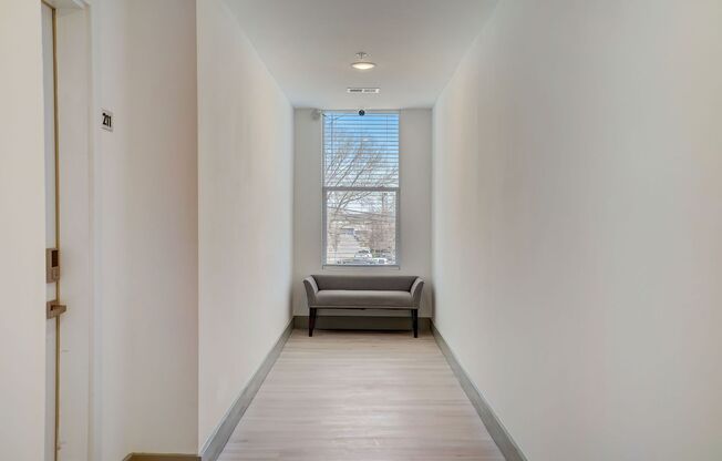 2 beds, 1.5 baths, 850 sqft, $1,299, Unit C1