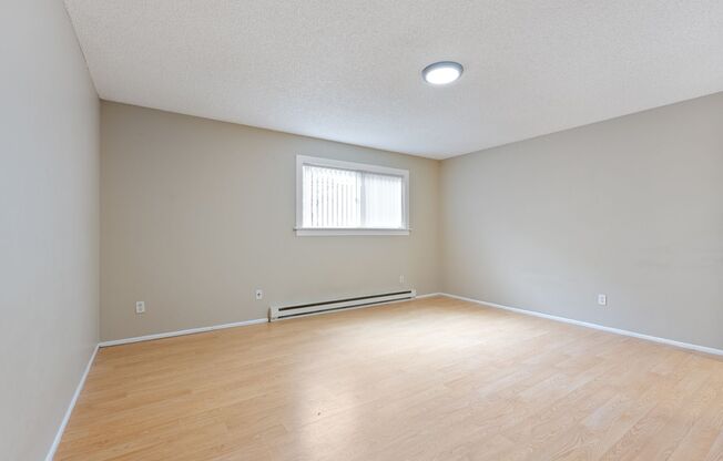 1 bed, 1 bath, 675 sqft, $1,195, Unit #11