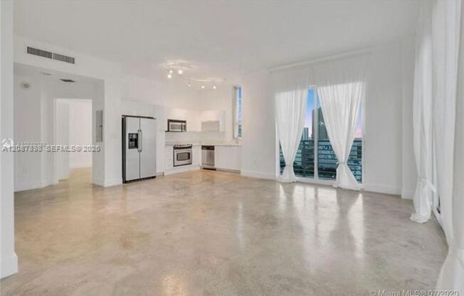 2 beds, 2 baths, $3,500, Unit # 1701
