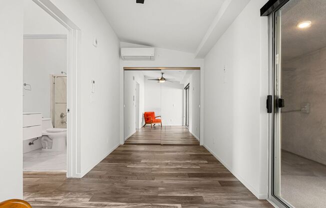 2 beds, 2 baths, 897 sqft, $2,995, Unit 319