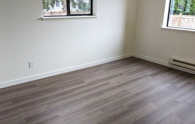 2 beds, 1 bath, 810 sqft, $2,195, Unit B101