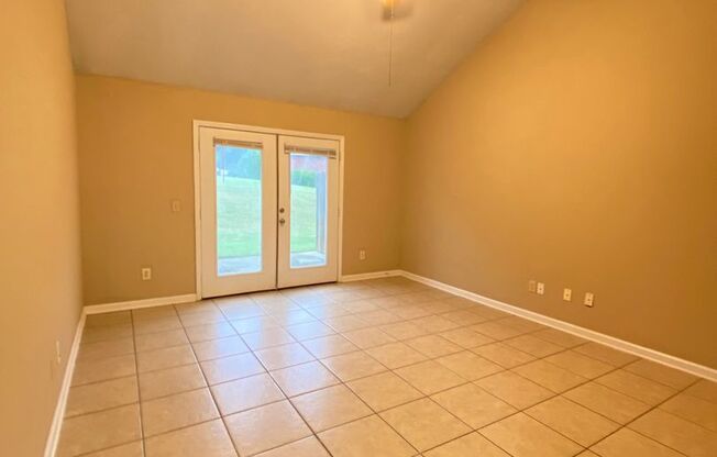 Duplex in Auburn!
